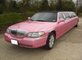 8 seat stretch Limo for wedding hire in Harlow